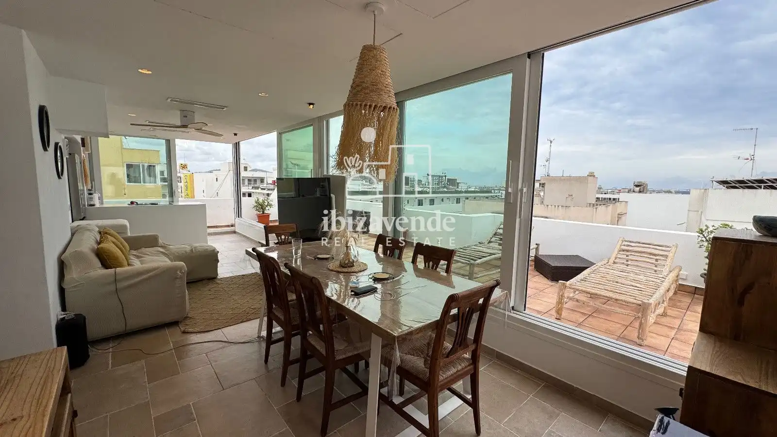 Квартира 100 м² в Eivissa