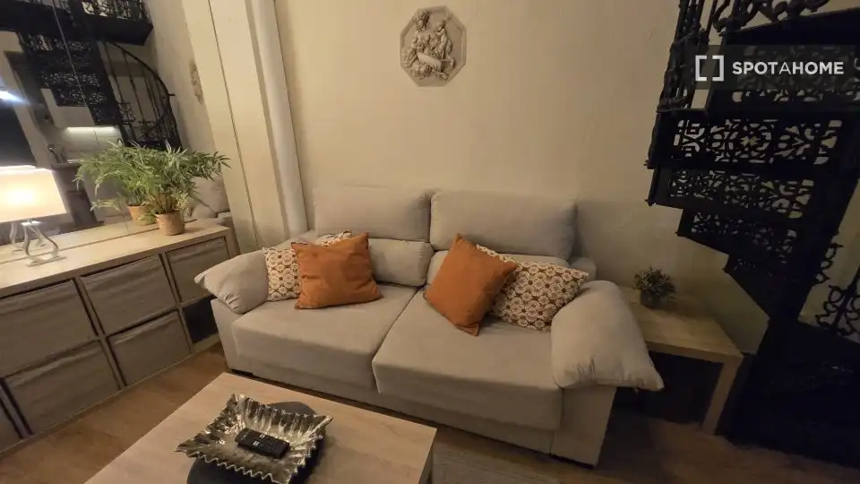 Habitación 46 m², Sevilla