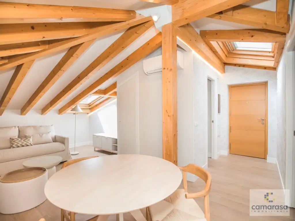 Pis de 78 m² a Àvila
