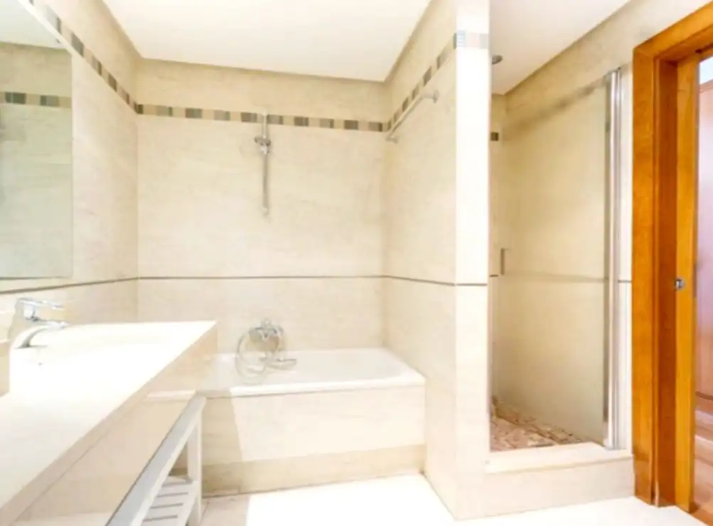 Piso de 160 m² en Granada