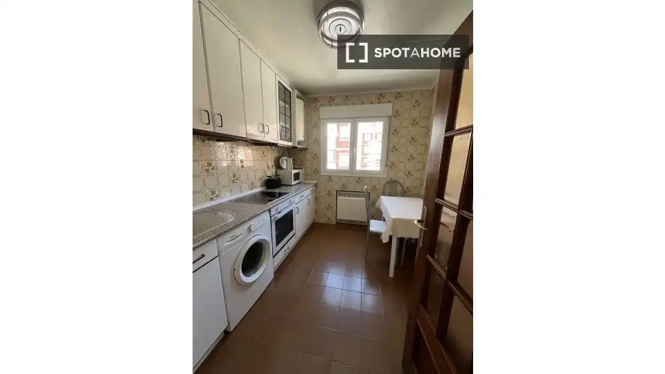 Quarto para alugar, Pamplona / Iruña