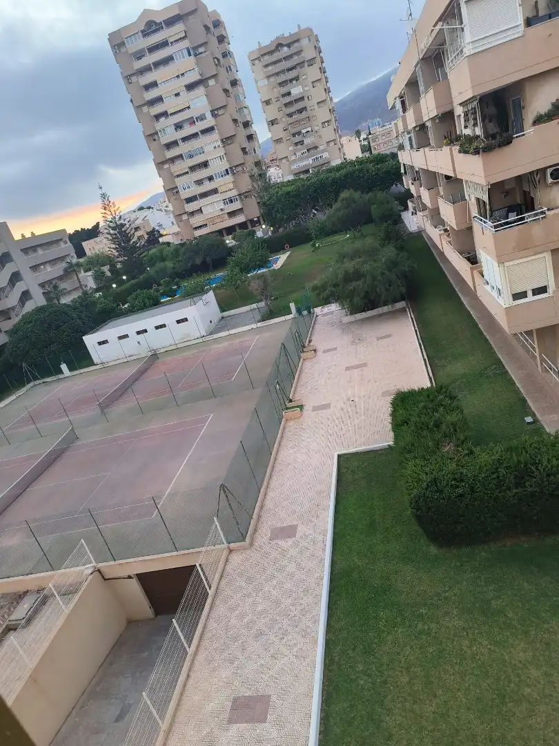 Wohnung 100 m² in Roquetas de Mar