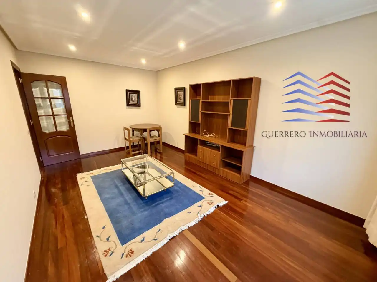 Piso de 85 m² en Ourense