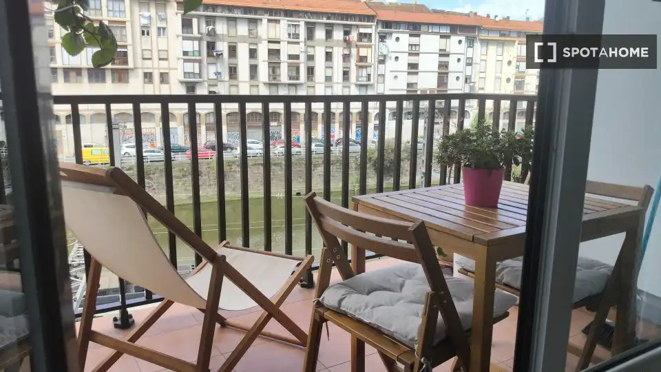 Habitación 110 m², Bilbao