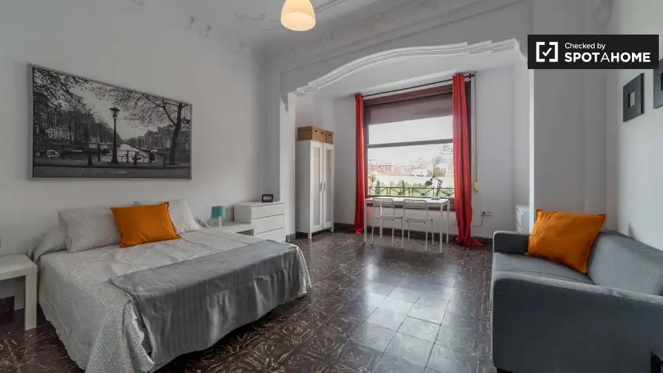 Habitació de lloguer, València