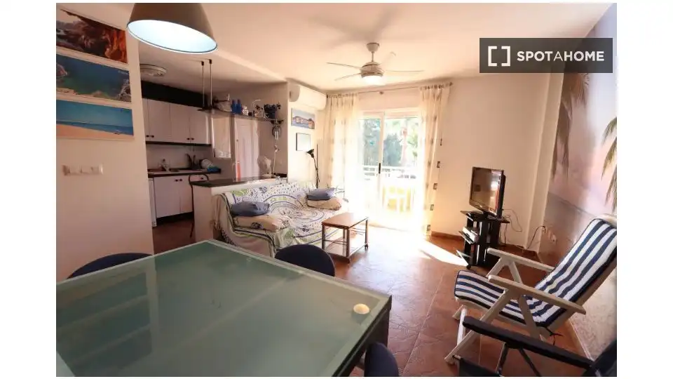 Habitación 107 m², Dénia
