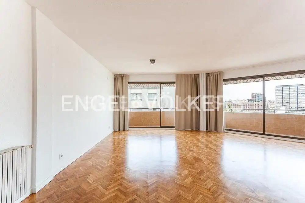 Pis de 200 m² a València
