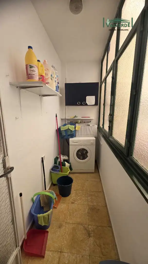 Piso de 90 m² en Granada