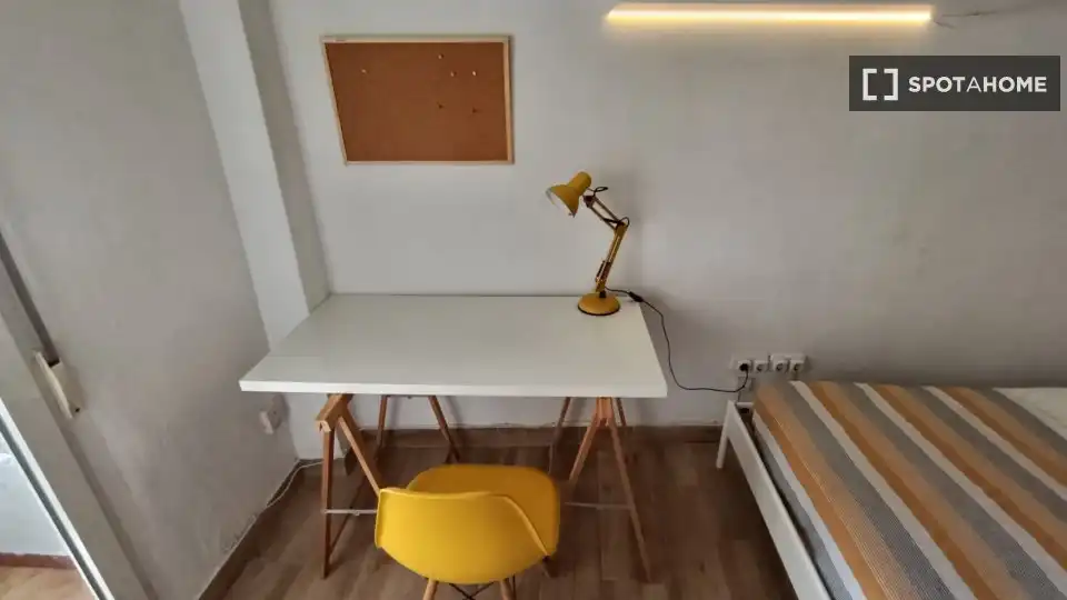 Habitación 78 m², Almería