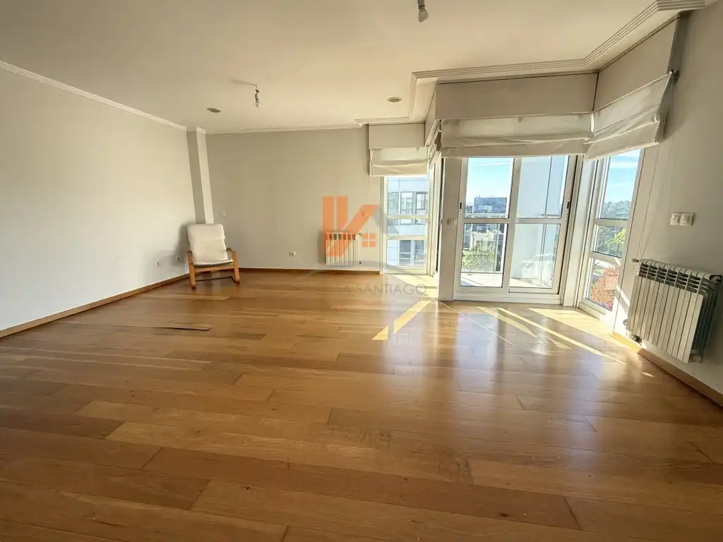 Pis de 138 m² a Santiago de Compostel·la