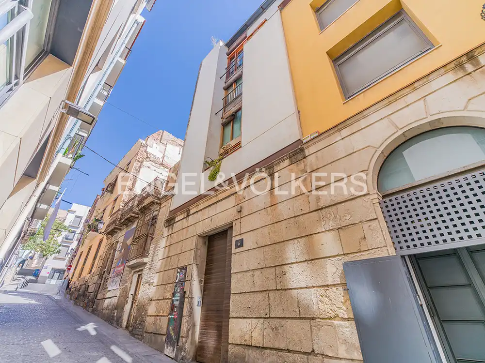 Piso de 90 m² en Alicante