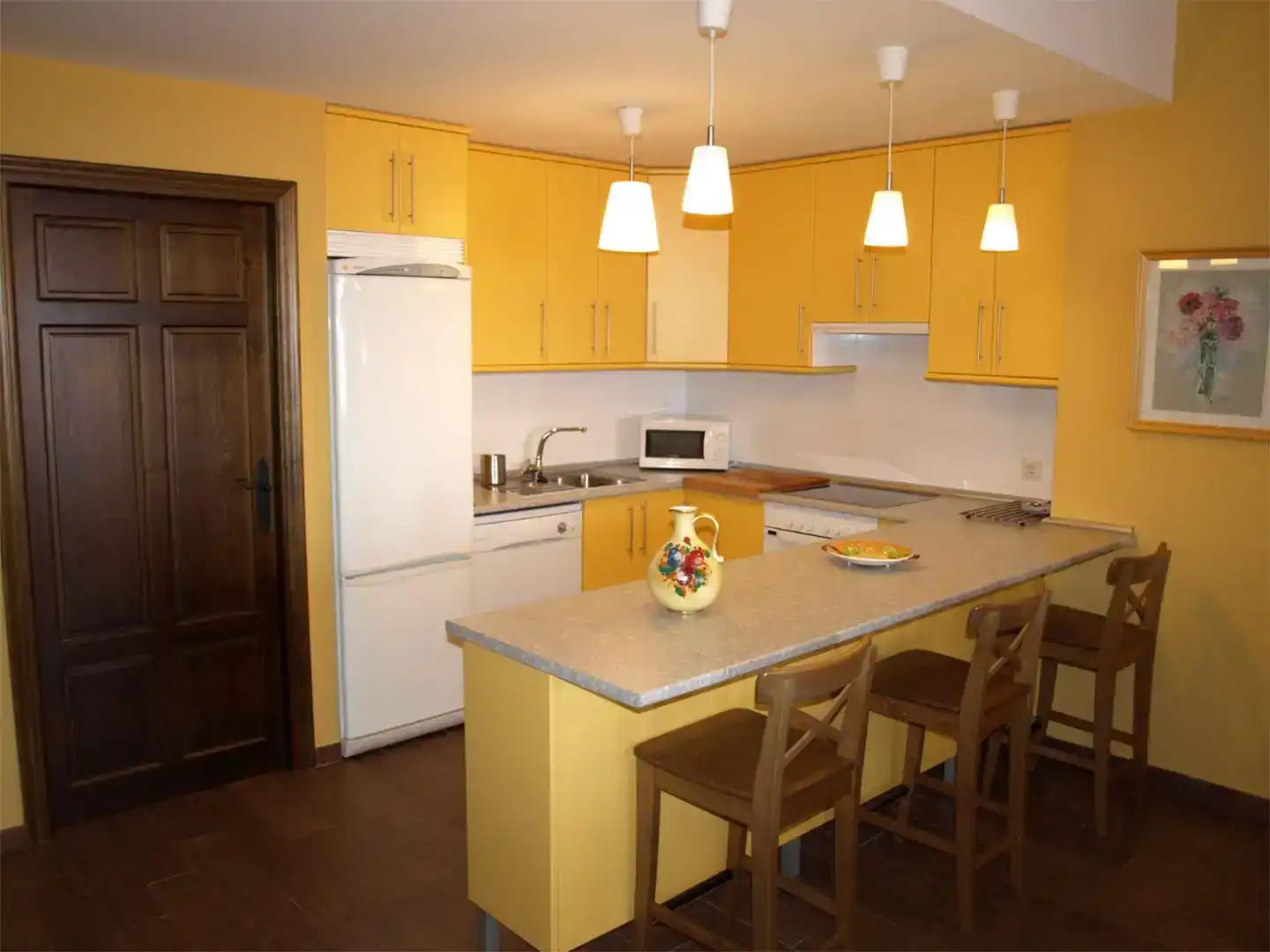 Piso de 350 m² en Orellana de la Sierra