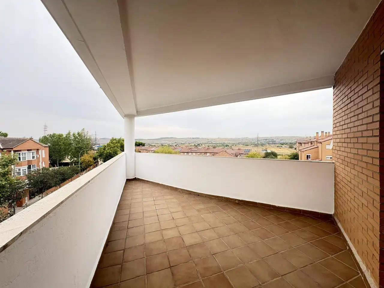 Wohnung 160 m² in Mejorada del Campo