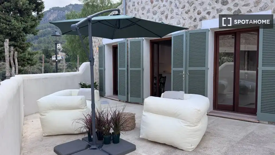 Habitación 104 m², Estellencs