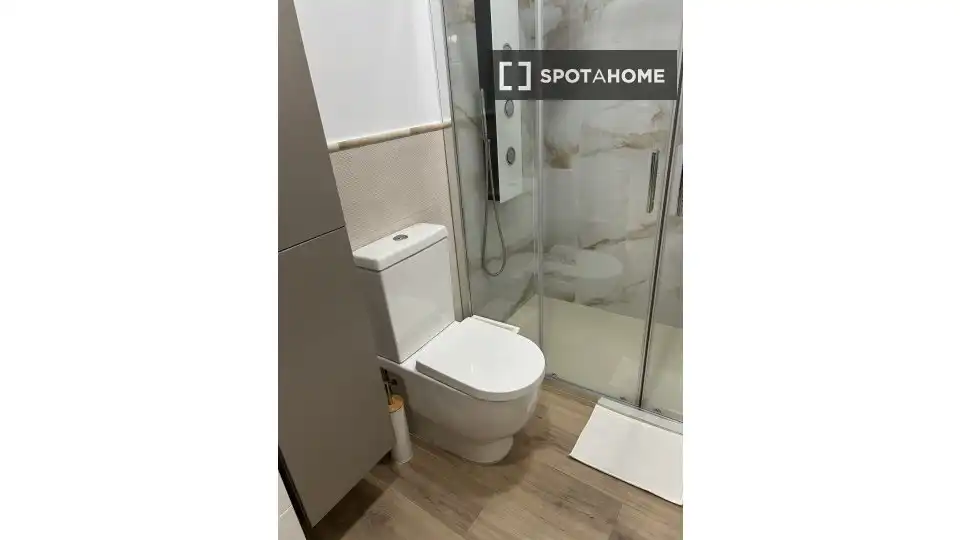 Habitación 81 m², Sevilla