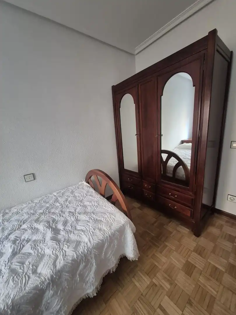 Pis de 110 m² a Àvila