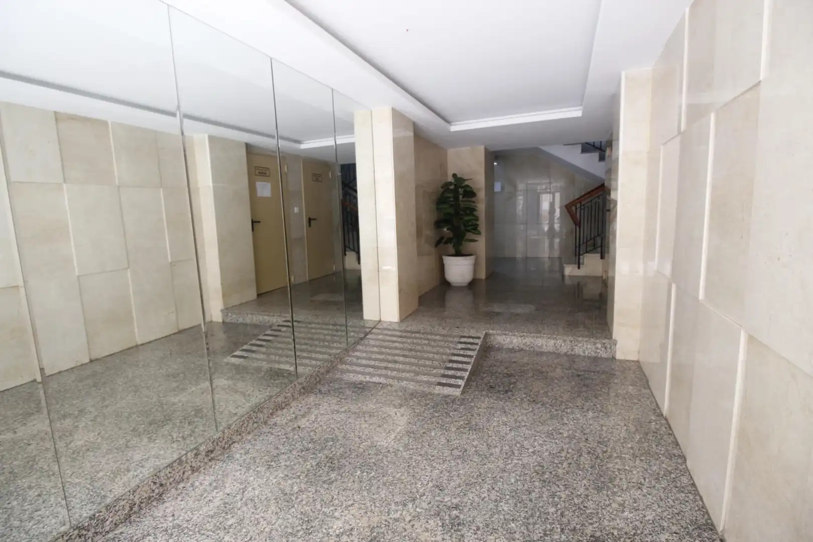 Piso de 92 m² en Granada