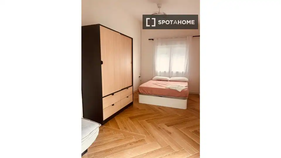 Habitación 52 m², Sagunto