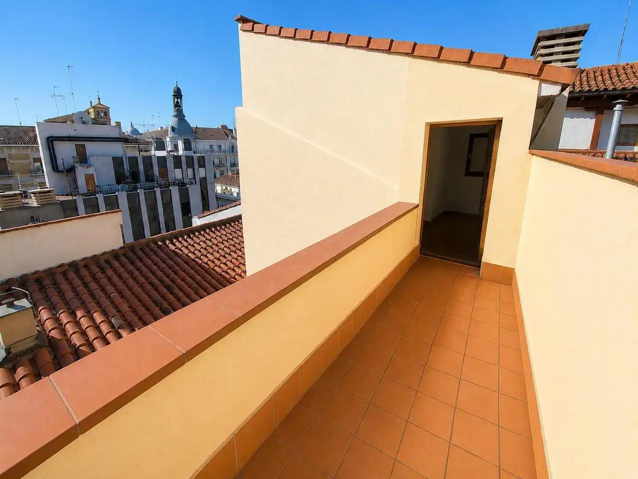 Piso de 100 m² en Zaragoza
