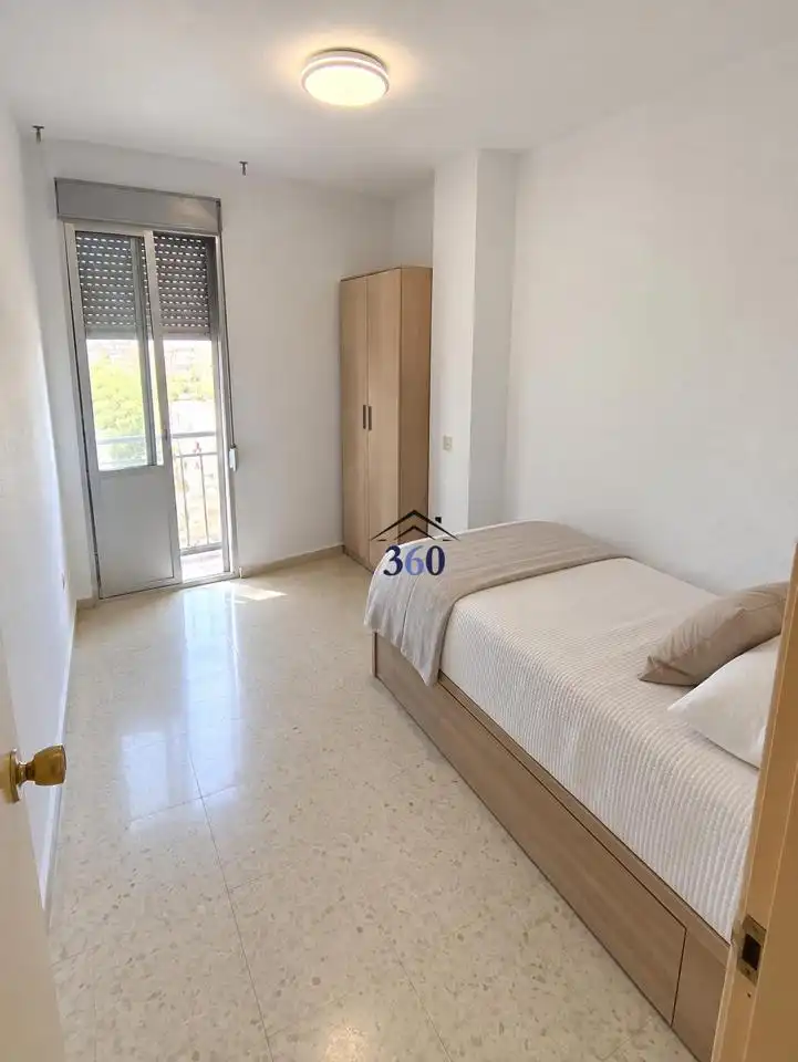Piso de 90 m² en Cáceres