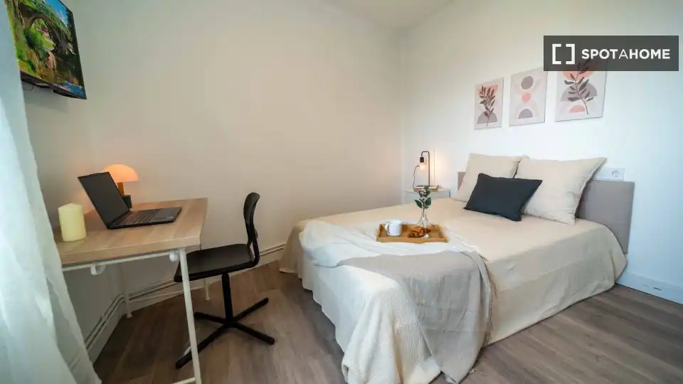 Habitación 100 m², Santander