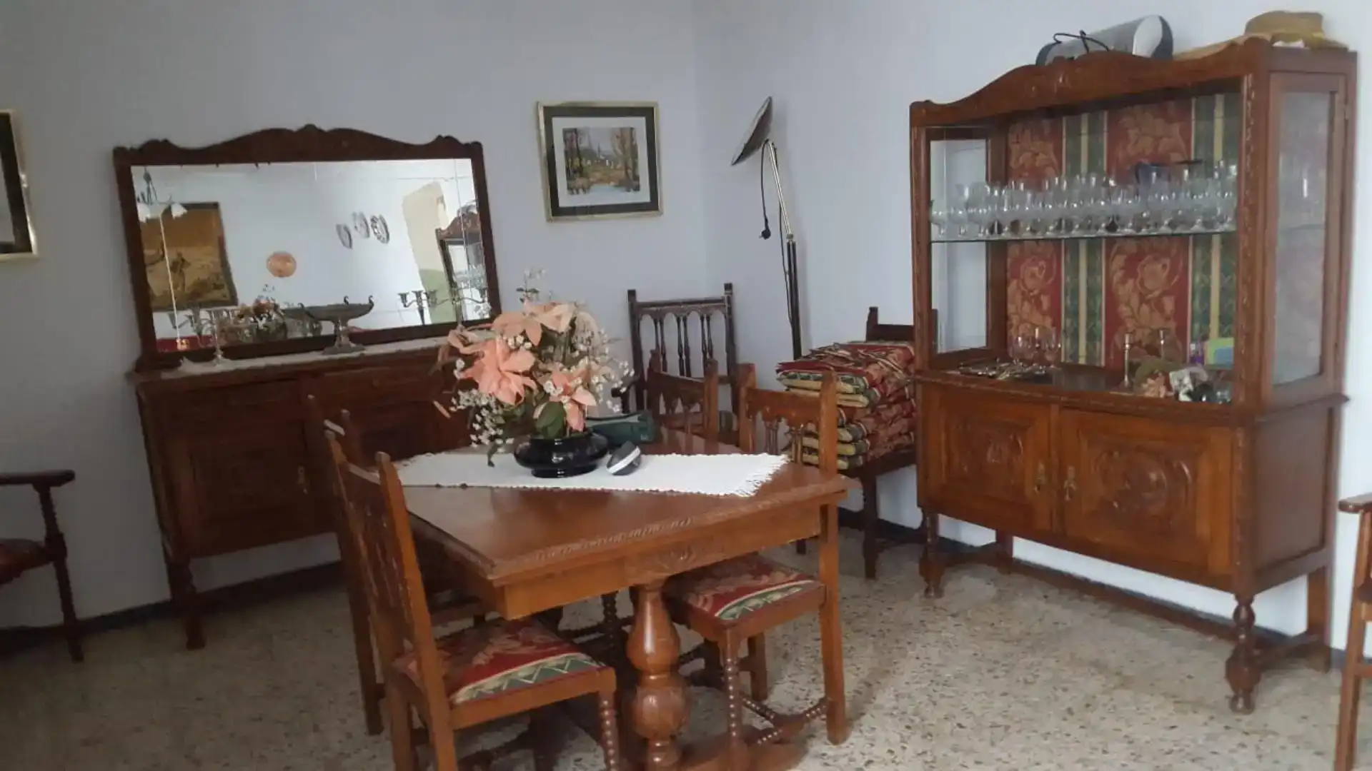 Piso de 400 m² en Calañas