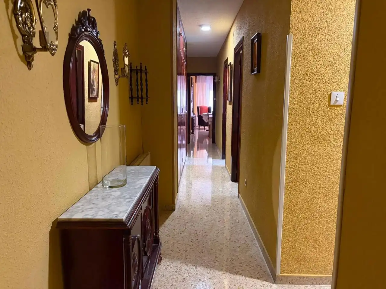 Flat 110 m² in Granada