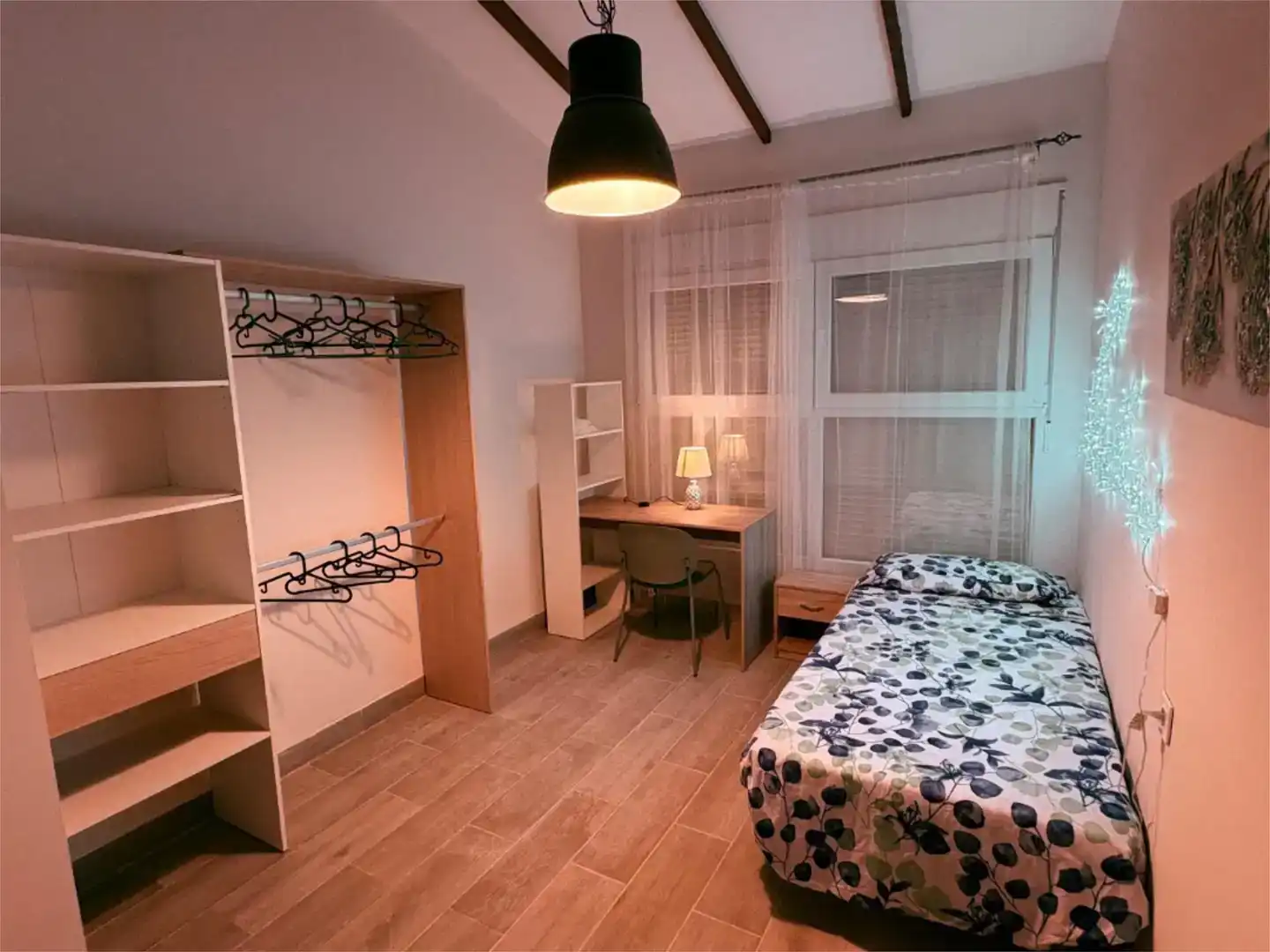Habitación 90 m², San Juan de Alicante