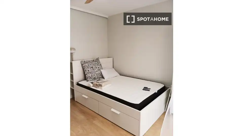 Habitación 125 m², Valencia