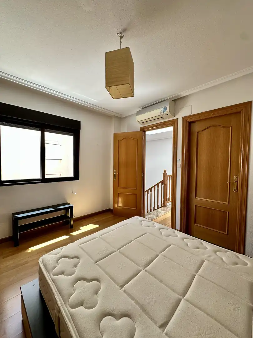 Casa de 180 m² en Aspe