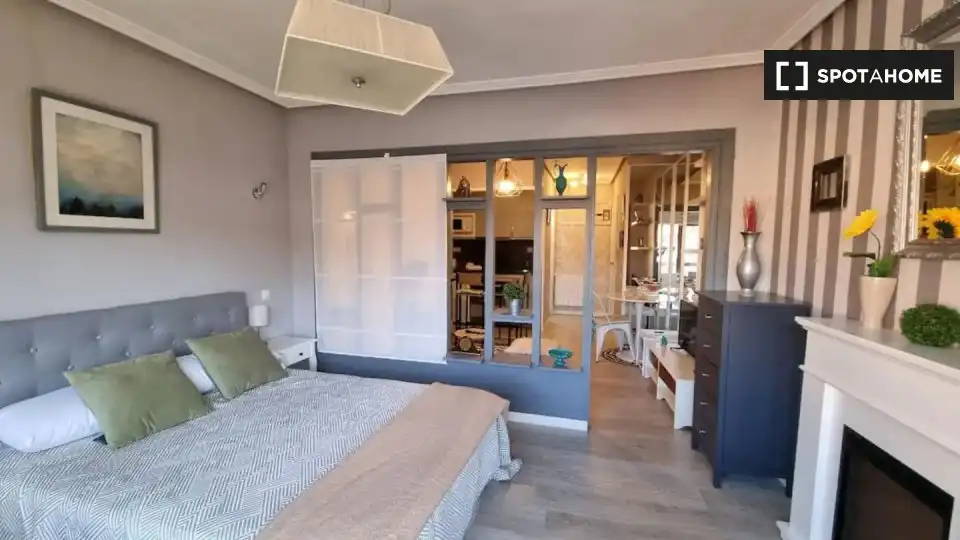 Habitación 35 m², Oviedo