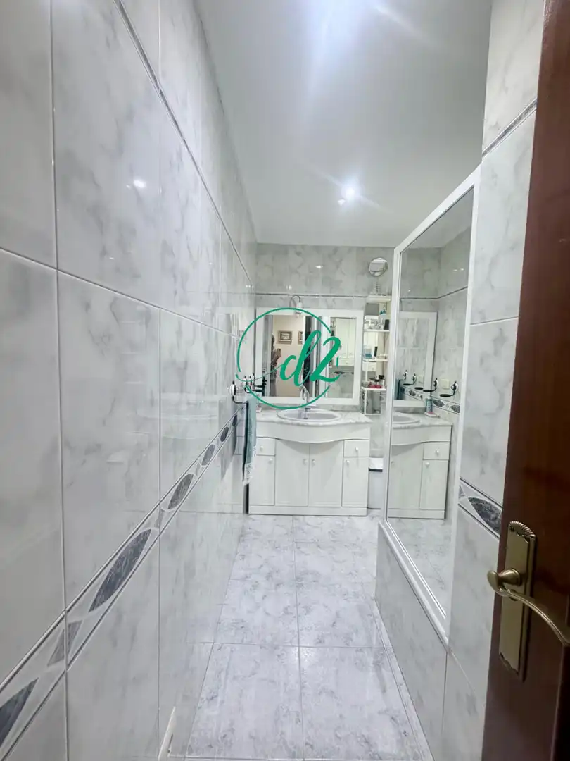 Piso de 94 m² en Ourense