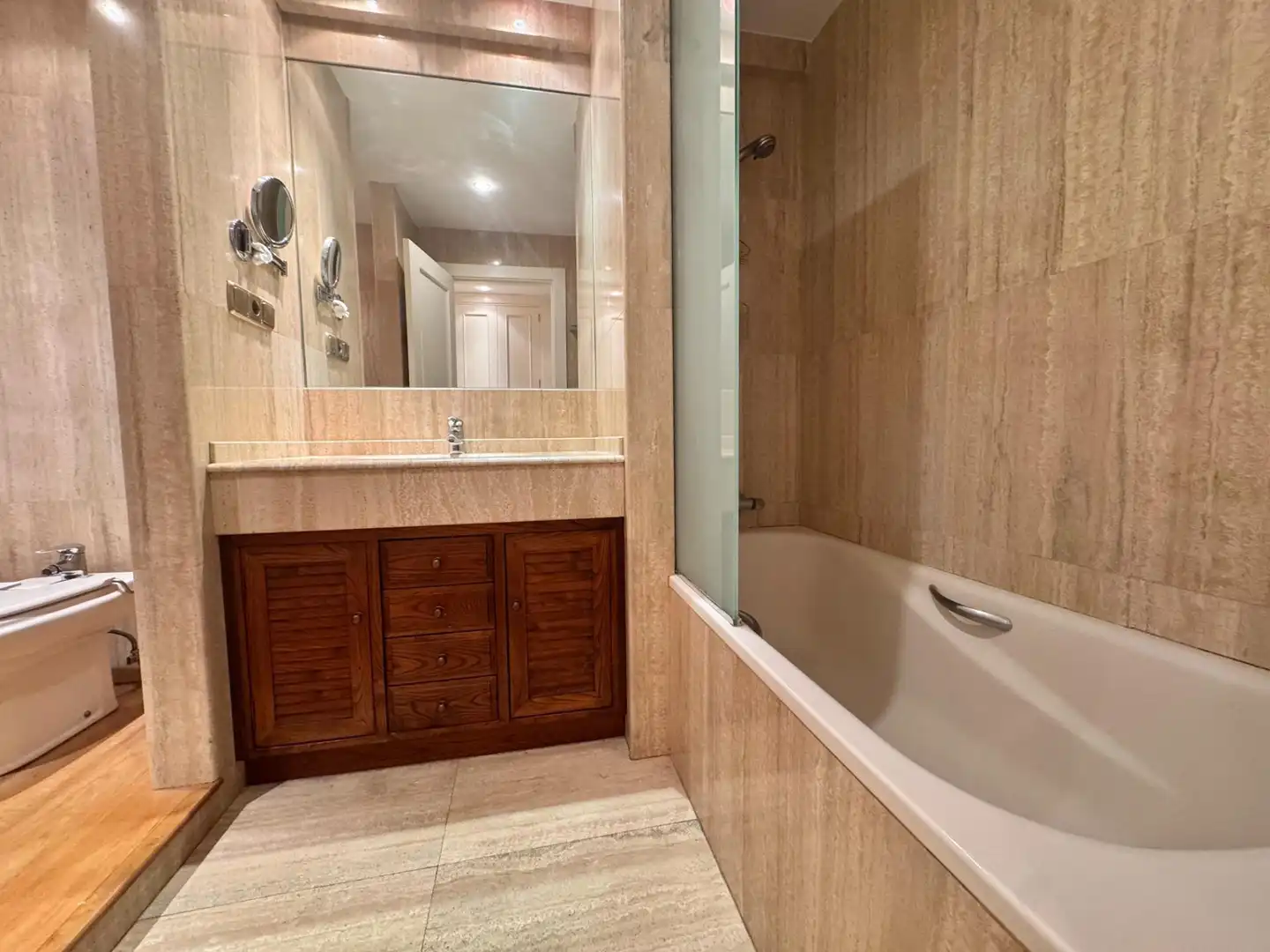 Piso de 83 m² en Oviedo