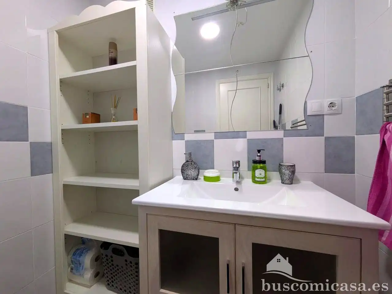Wohnung 110 m² in Linares