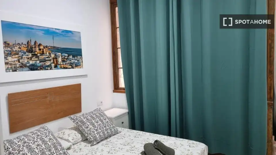 Habitación 52 m², Cádiz
