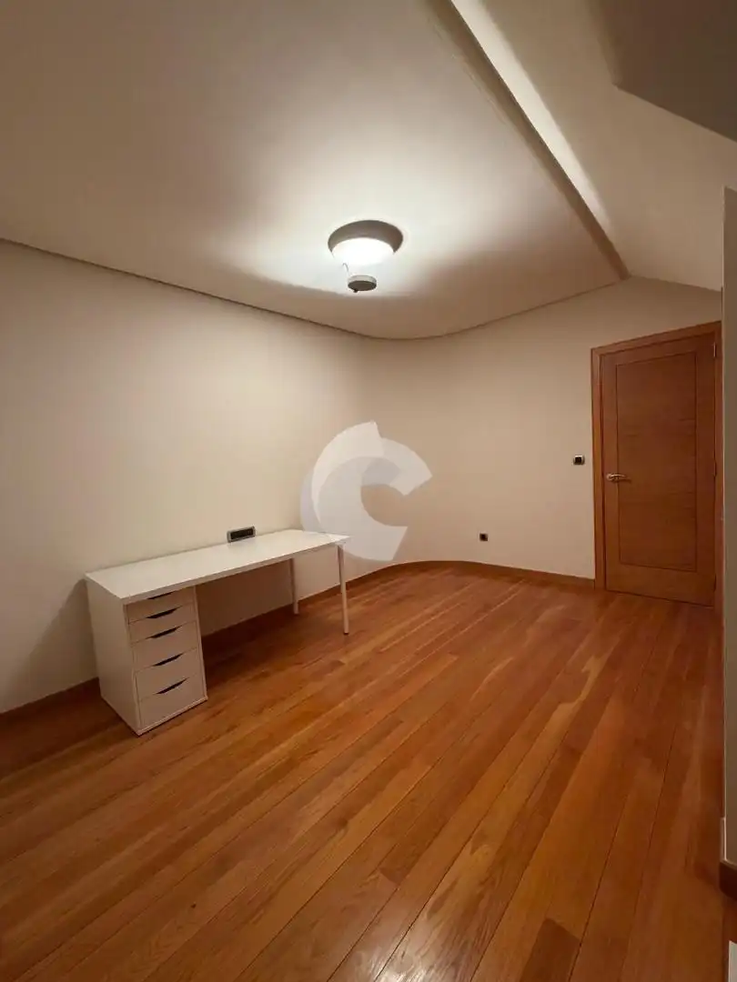 Pis de 130 m² a Ourense