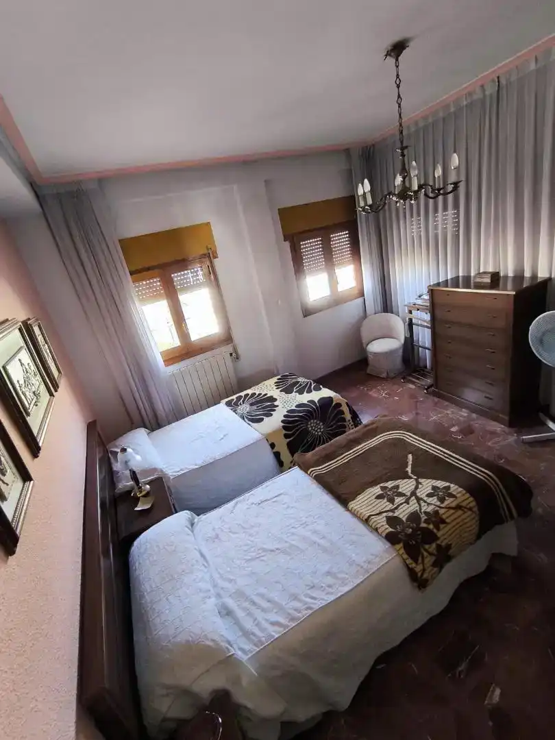 Casa de 370 m² en Fuentes de Ebro