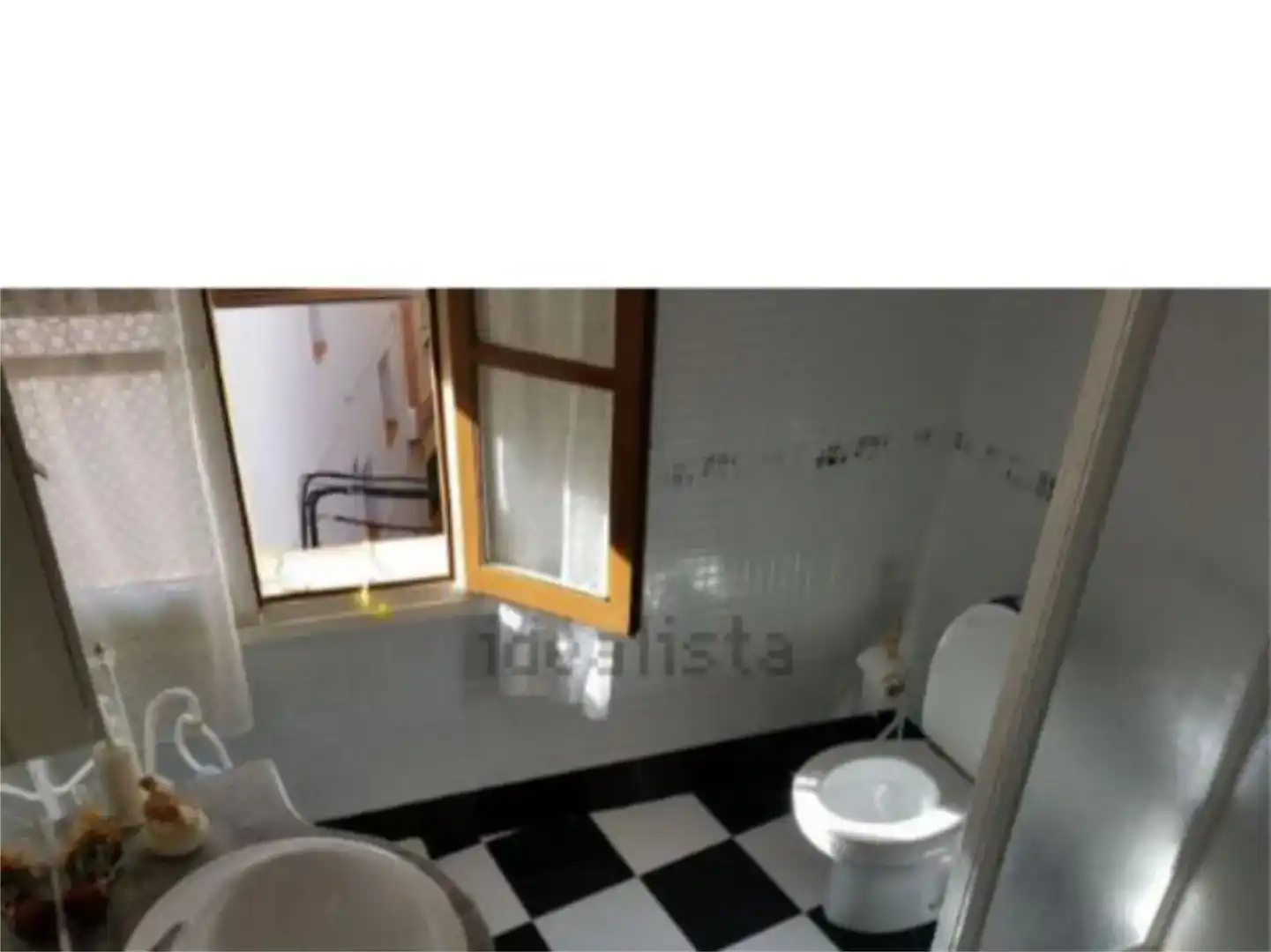 Piso de 183 m² en Albalate del Arzobispo