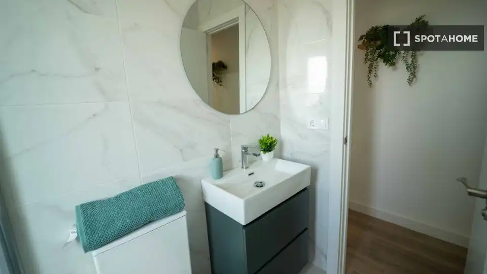 Habitación 100 m², Santander