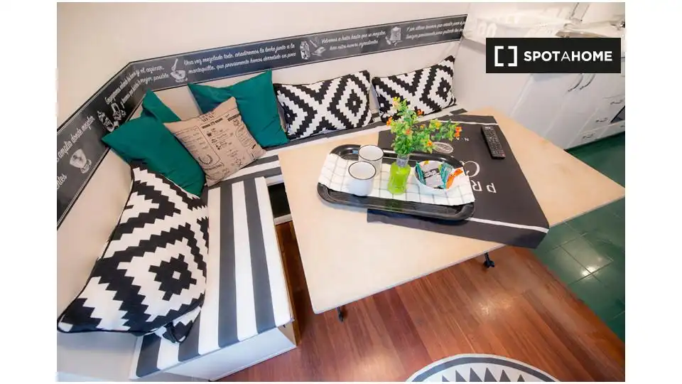 Habitación 81 m², Bilbao