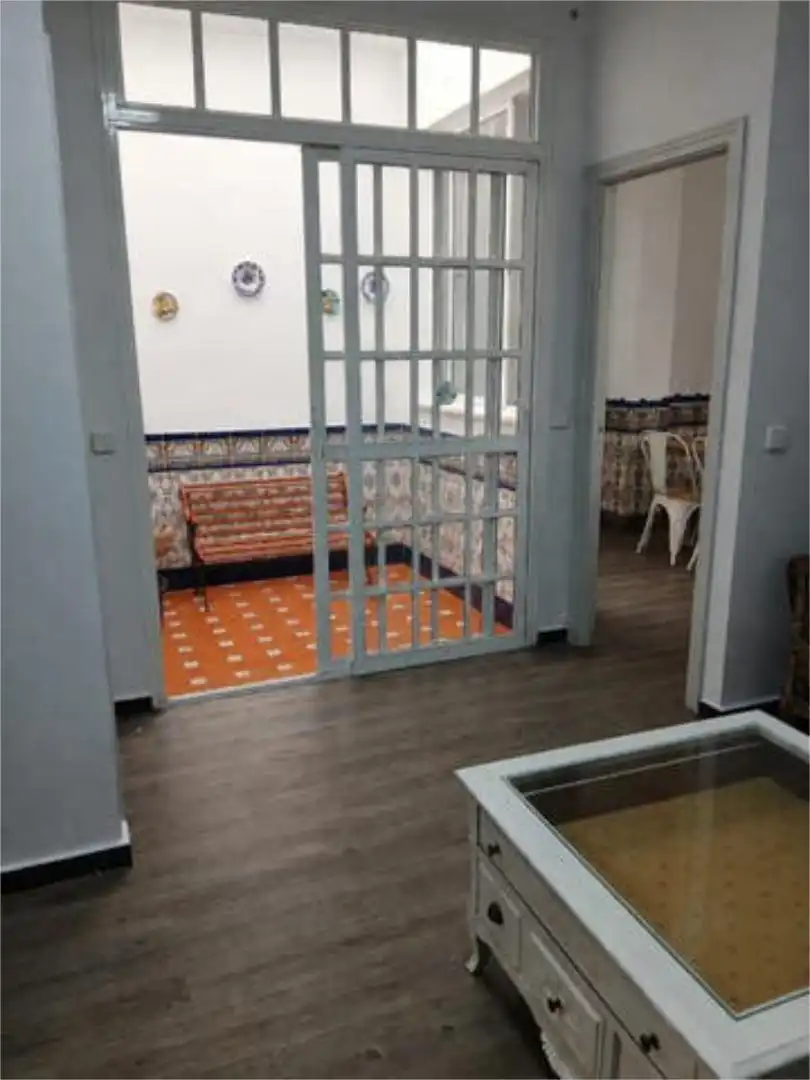 Piso de 120 m² en Los Palacios y Villafranca