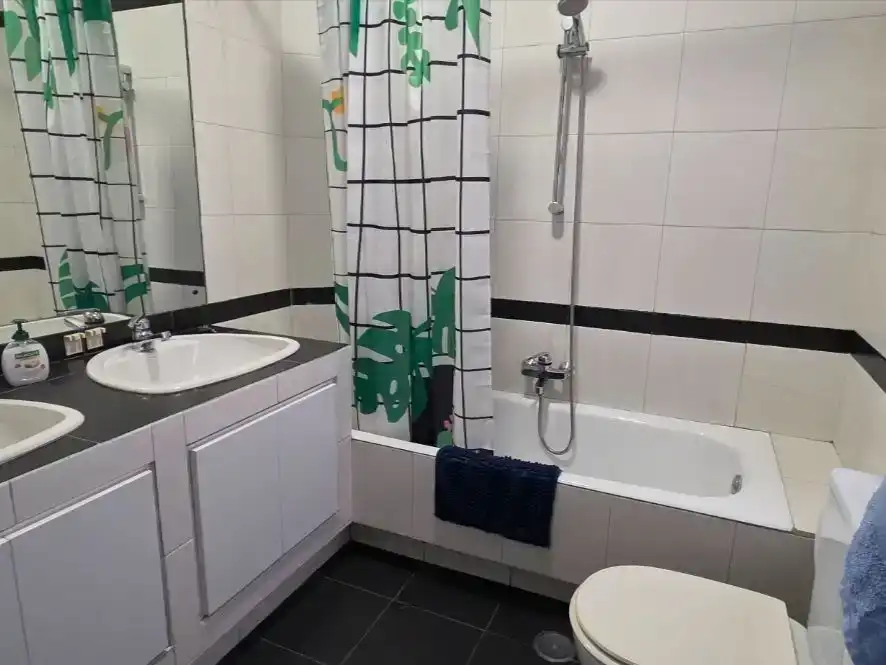 Piso de 180 m² en Oviedo