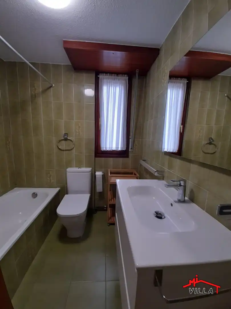 Piso de 100 m² en Laredo
