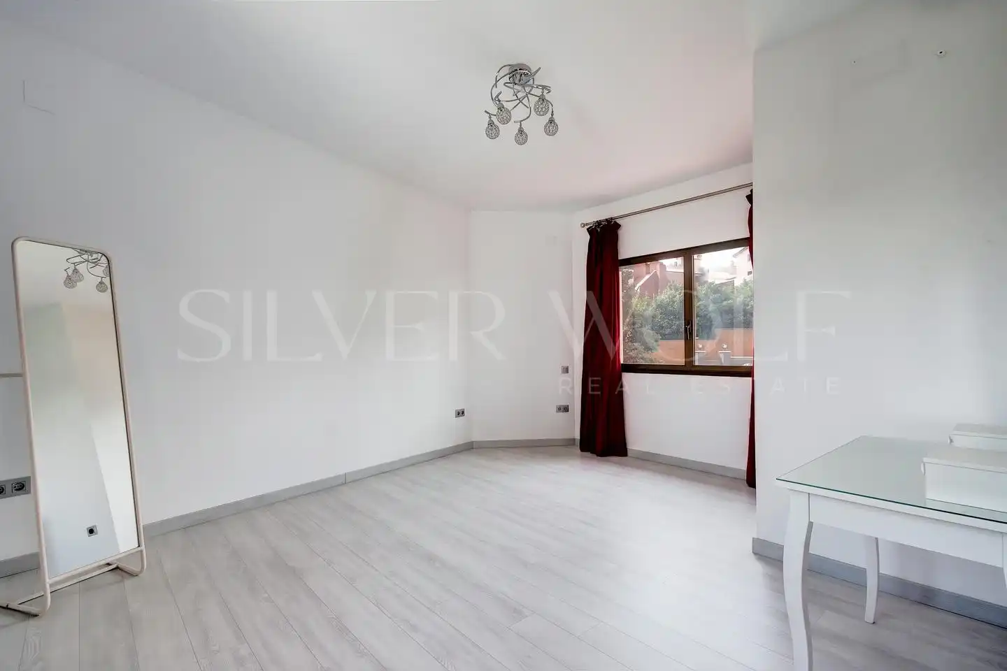 Будинок 434 м² у Castelldefels