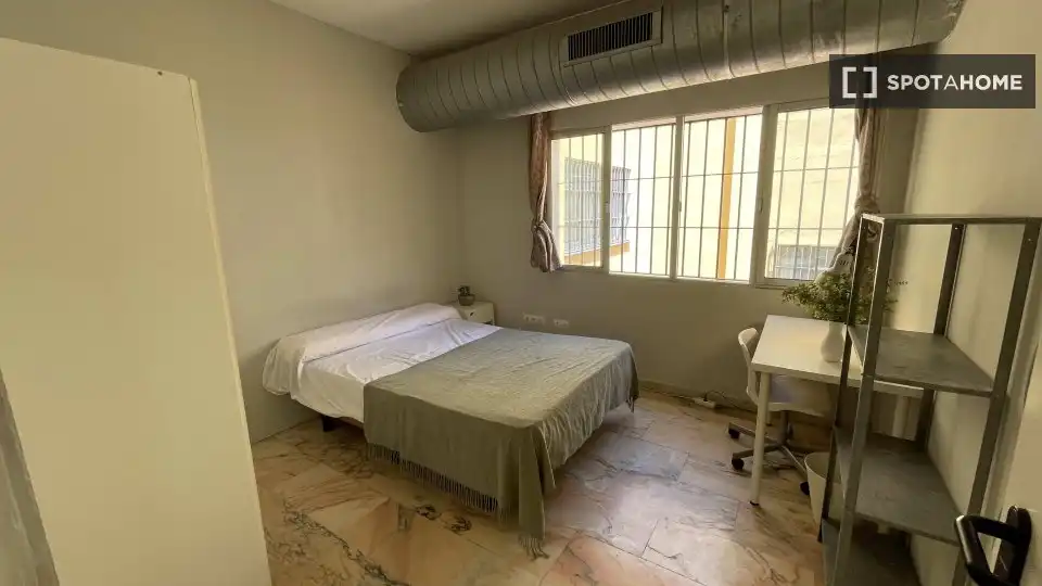 Habitación 472 m², Sevilla