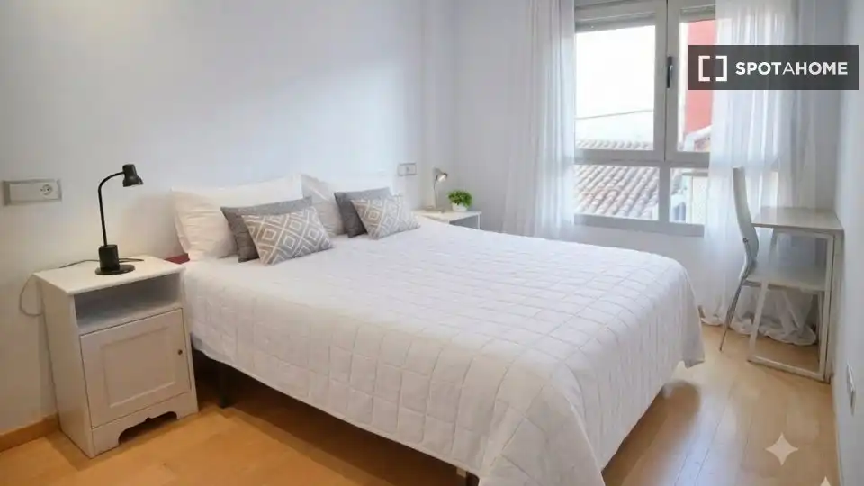 Habitación 97 m², Alicante