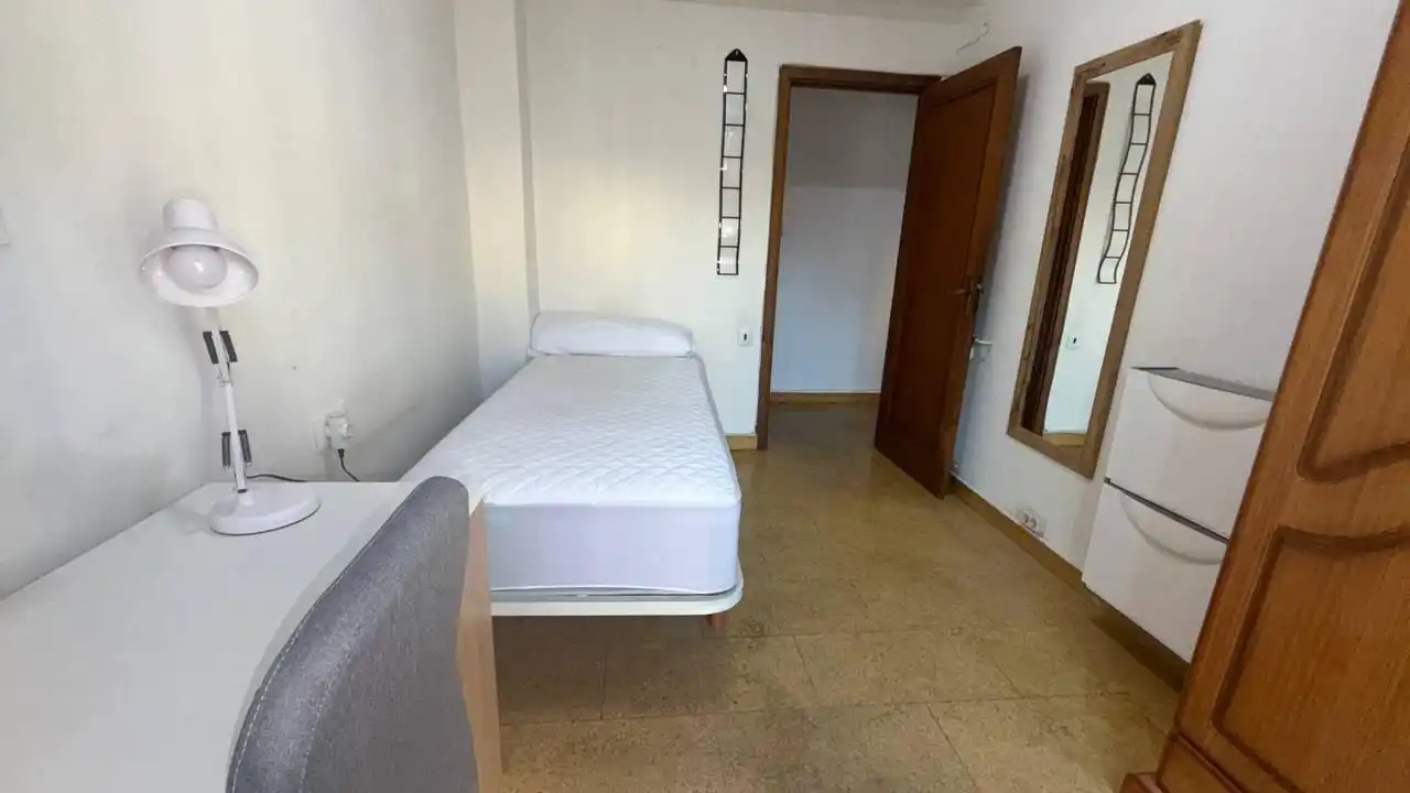 Piso de 95 m² en Ourense