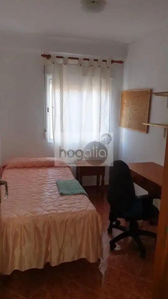 Piso de 95 m² en Sevilla