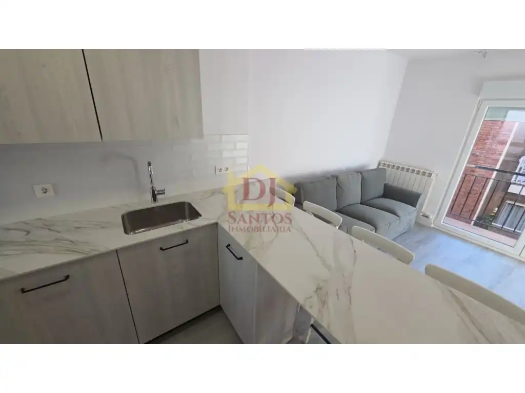 Flat 95 m² in Salamanca