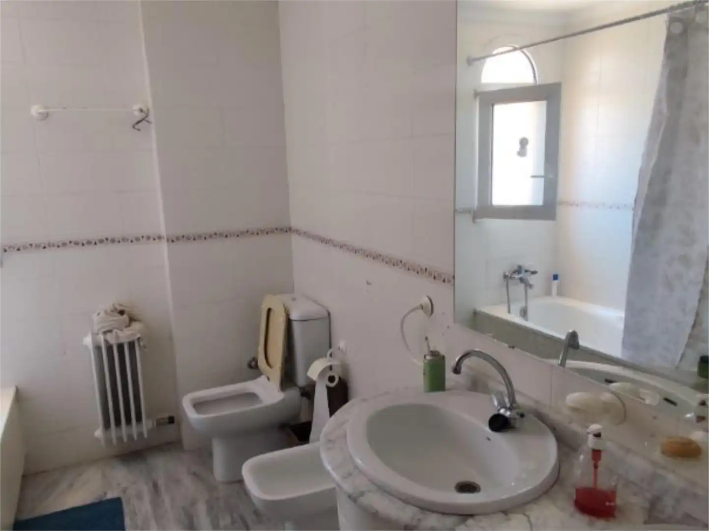 Habitación en alquiler, Jun